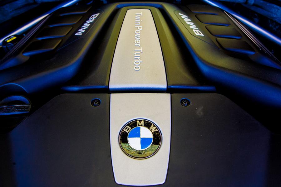  BMW X6 xDrive5.0i 2015 года  (ZA) (фото 24 из 30)